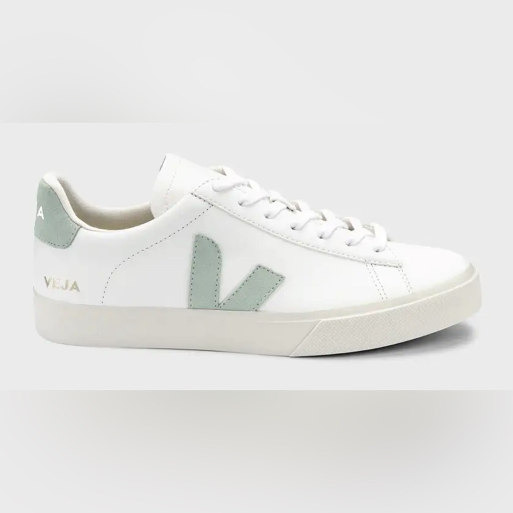 Veja Campo Bicolor Leather Low-Top Sneakers Matcha